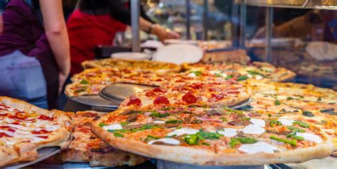 10 Best Pizza Restaurants in NYC | The Manhattan Club Blog