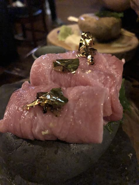 Fatty tuna topped with gold foil : r/sushi