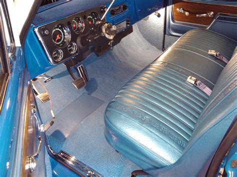 1972 Chevy Cheyenne interior - LMC Truck Life