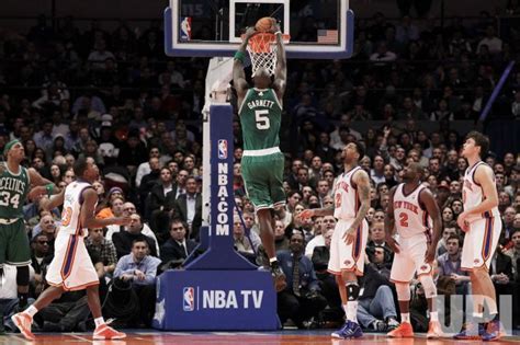 Photo: New York Knicks Toney Douglas, Wilson Chandler, Raymond Felton ...