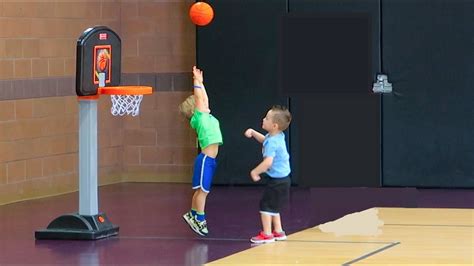 🏀HILARIOUS LITTLE KIDS BASKETBALL CAMP!👦🏽 - YouTube