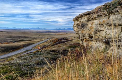 Head-Smashed-In Buffalo Jump - Canoo