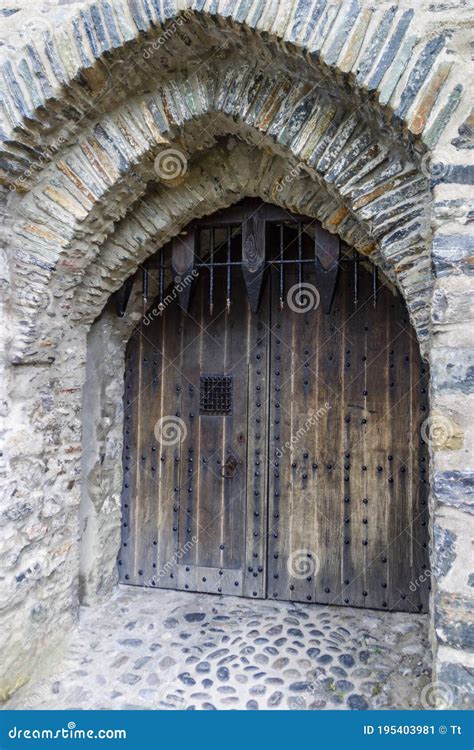 Portcullis Castle Gate at an Old Fortress Stock Image - Image of donan ...