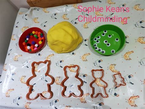 Pudsey Bear Playdough | Preschool crafts, Daycare crafts, Autumn eyfs activities