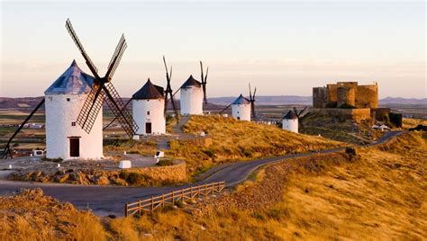 Pin en Windmills in some parts of the World