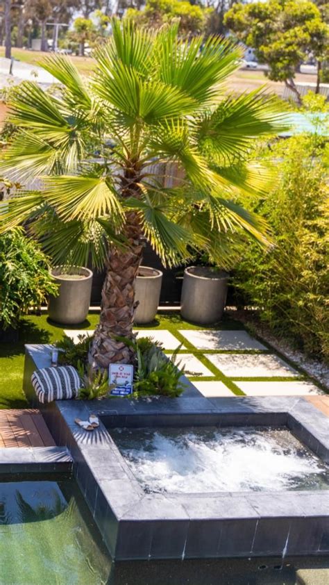 Pool Landscaping Ideas | Pool landscaping, Modern landscape design ...