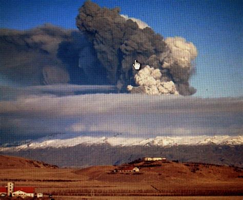 Iceland news and more,video and photos: Live video from Iceland volcano ...