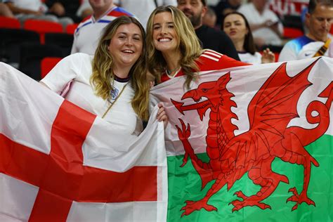 Wales v England (2022 World Cup)/Image gallery | Football Wiki | Fandom