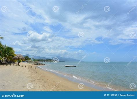 Beautiful Caribbean Beach of Trujillo, Honduras Editorial Photography - Image of vacation ...