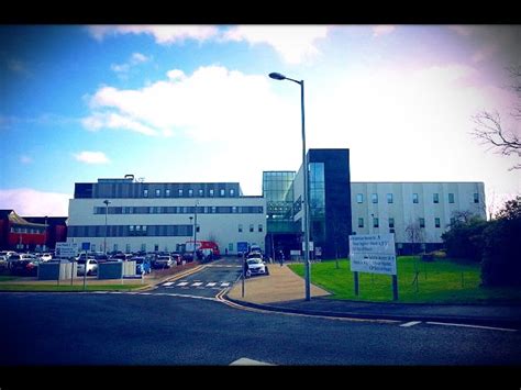 THE NEW STOBHILL HOSPITAL - Updated November 2024 - 133 Balornock Road, Glasgow, United Kingdom ...