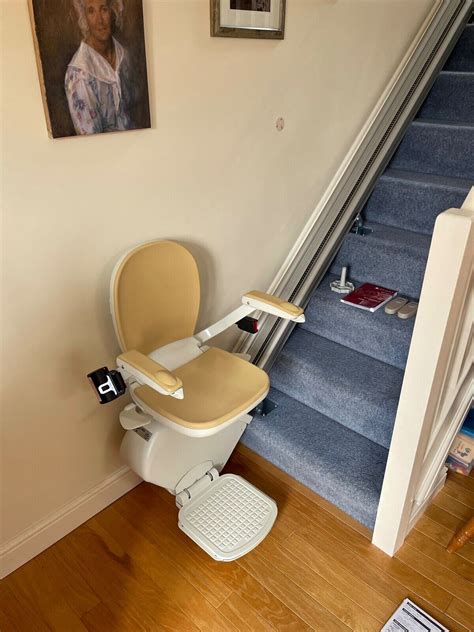 ACORN 130 STAIR LIFT RENTAL / HIRE / RENT YOUR STAIRLIFT. FULL ...