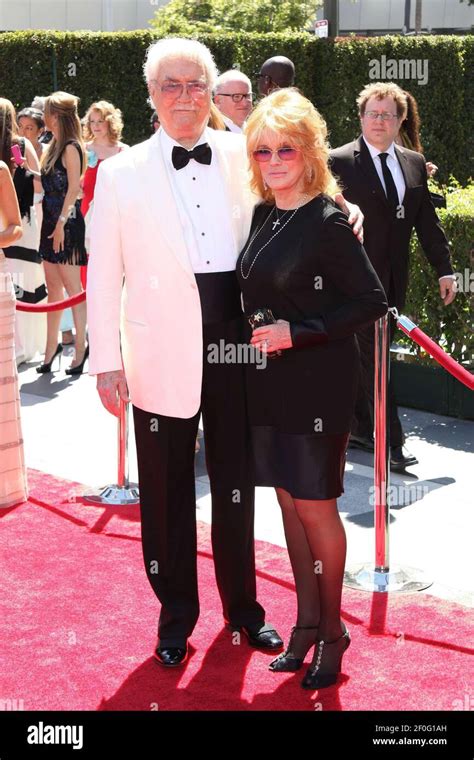 Ann margret creative arts emmy awards 2010 hi-res stock photography and images - Alamy