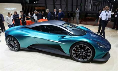 2024 Aston Martin Vantage