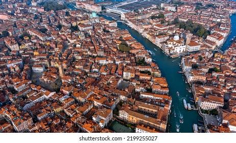 6,732 Aerial View Of Venice Canals Images, Stock Photos & Vectors ...