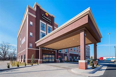 COMFORT INN & SUITES OKLAHOMA CITY NEAR BRICKTOWN - Updated 2024 Prices ...