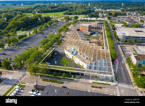 Cummins Corporate Office Building, designed by Kevin Roche, Columbus, Indiana Stock Photo - Alamy