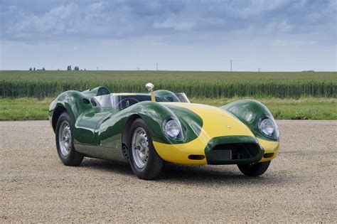 Lister Jaguar Knobbly Stirling Moss Edition Is the Stuff Dreams Are Made Of - autoevolution