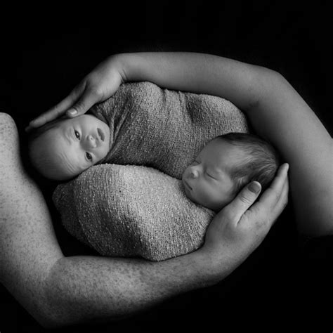 Newborn Twins Photography Tips, Ideas and Poses