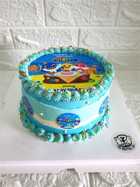 Baby Shark Cake, Food & Drinks, Homemade Bakes on Carousell