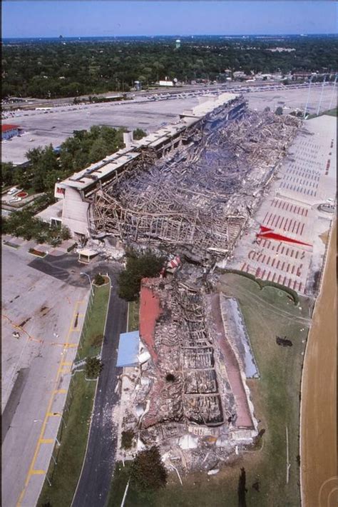 July 31,1985 -- Arlington Park Race Track Destroyed by Fire | Connecting the Windy City