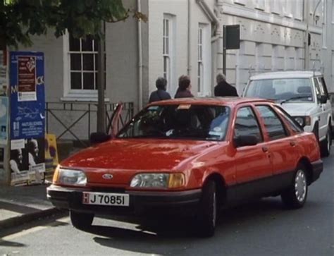 IMCDb.org: 1987 Ford Sierra 1.6 LX MkII in "Bergerac, 1981-1991"