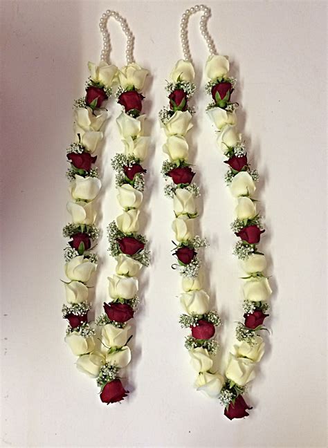 Asian Weddings | Flower garland wedding, Rose garland wedding, Indian ...