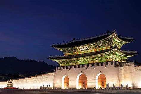 850+ Gwanghwamun Gate Stock Photos, Pictures & Royalty-Free Images - iStock