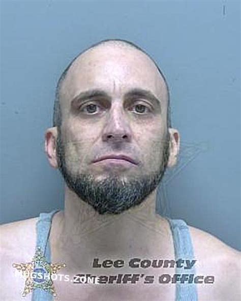 GONZALEZ ANTHONY 12/02/2023 - Lee County Mugshots Zone