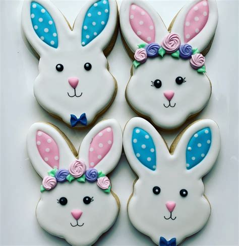 Easter bunny decorated sugar cookies | Easter bunny cookies, Decorated ...