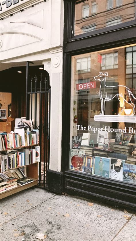 Pin by Belletrist on Beautiful Bookstores | Book wallpaper, Bookshelf ...