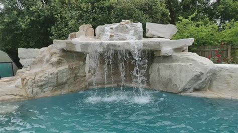 What Is A Pool Grotto - Pool Grotto Answers For The Back Yard Enthusiast