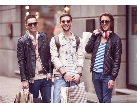 Nykaa Fashion now sells men's clothing - Hispotion