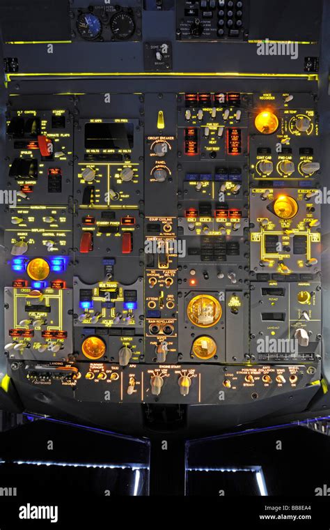 Boeing 737 Cockpit Control Panel