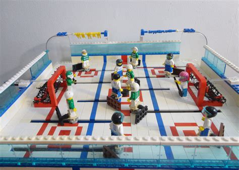 LEGO IDEAS - Bubble Hockey