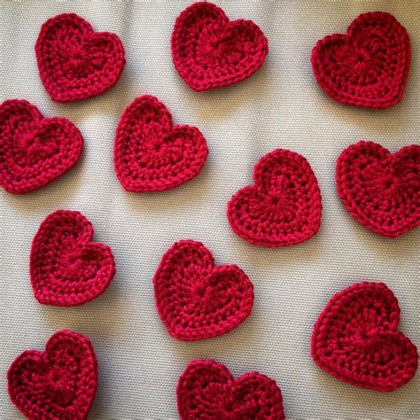 Crochet Heart Garland for Valentine's Day | She's Got the Notion ...