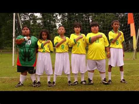 Lagu Ronaldo wati - YouTube