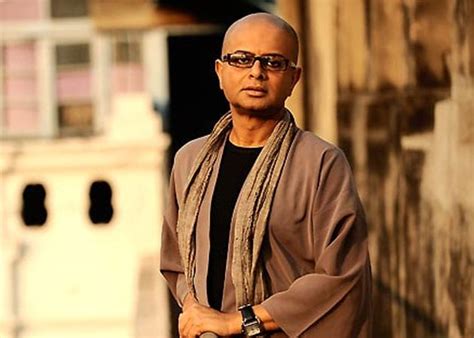 Rituparno Ghosh cremated with full state honours - NDTV Movies