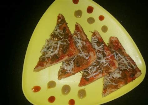 Chinese Pizza Recipe by Vrinda Idnani - Cookpad