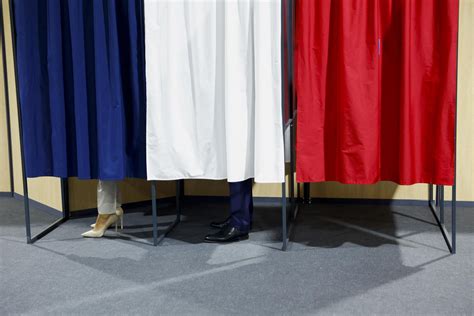 French Election: Live updates - Voter turnout low so far in French election : r/elections