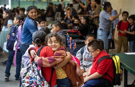 Back to school for Anaheim Elementary School District - Los Angeles Times