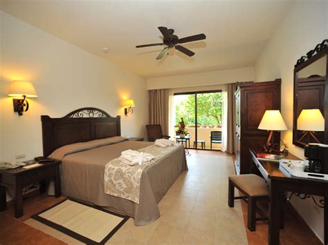 Occidental Grand Xcaret - 4 star all-inclusive beach resort for $80 - The Travel Enthusiast The ...