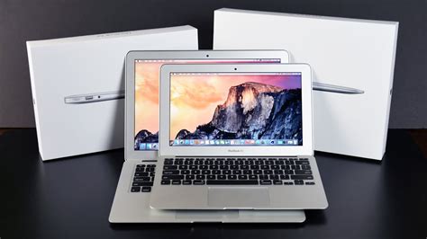 Apple MacBook Air 11" & 13" (2015): Unboxing and Comparison - YouTube