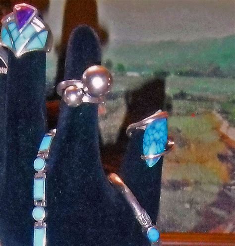 Brujaness Fashion: Turquoise: History & Properties/ Historia y Propiedades