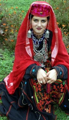 Gilgit Baltistan Dresses - Fashion Redefined | Fashion, Fashion history, Traditional dresses