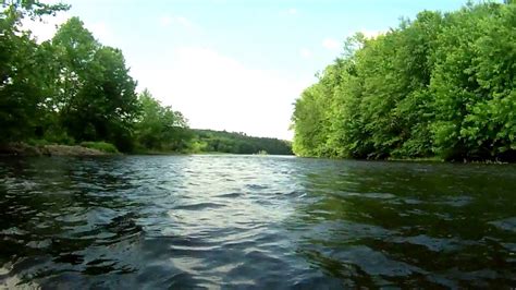 Delaware river, PA Quicks Island far right channel - YouTube