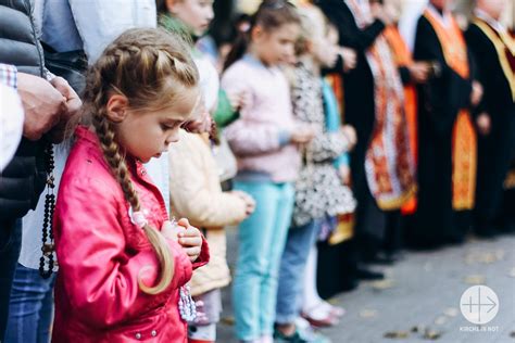 18. Oktober: Eine Million Kinder beten den Rosenkranz - KIRCHE IN NOT