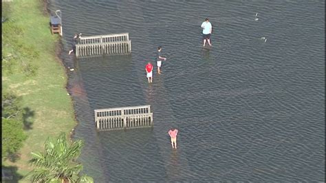 Lake Conroe reopens to motorized boats - ABC13 Houston