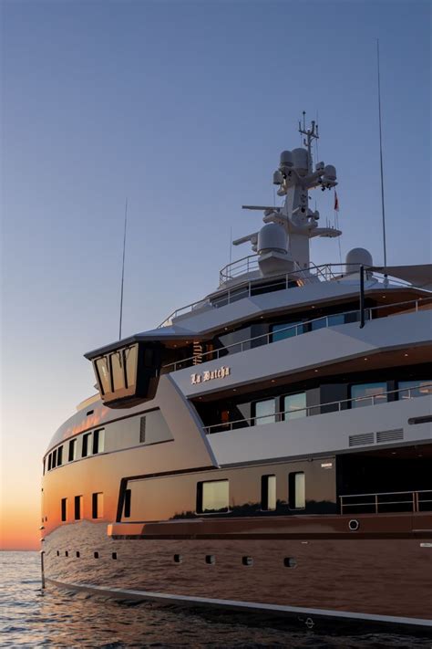 La Datcha | Available for charter with Edmiston | Yacht design, Luxury yachts, Boats luxury