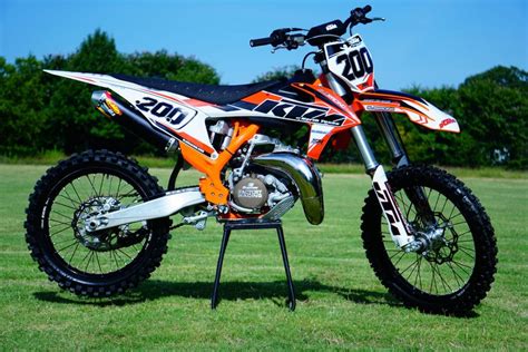 2019 SLM KTM 200 MX BUILD: TWO-STROKE TUESDAY - Dirt Bike Magazine