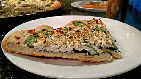 Spinach Feta Pizza Like The Crazy Greek {A Meatless Monday Recipe